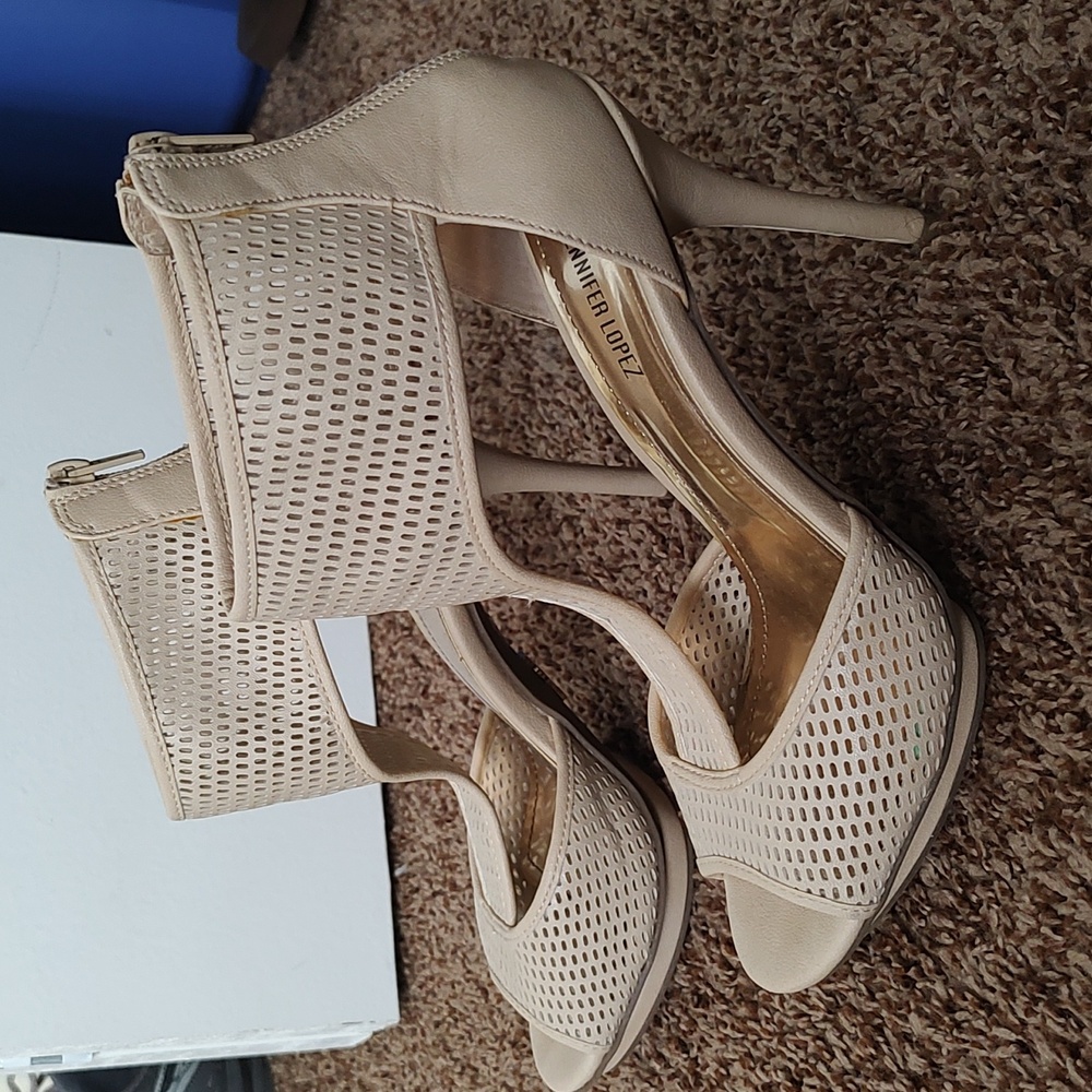 Jennifer Lopez beige strappy heels